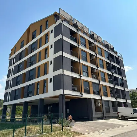 Lejlighed Modern Luxury Apartment With Private Garage *