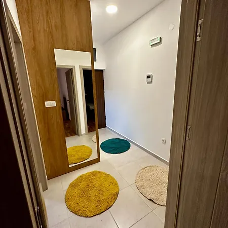 Modern Luxury Apartment With Private Garage Lejlighed *